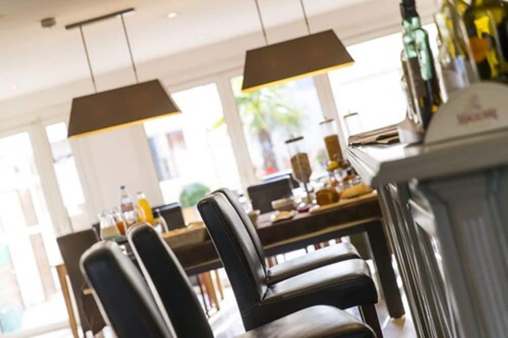 Almoria Hôtel&spa Hotel 3*